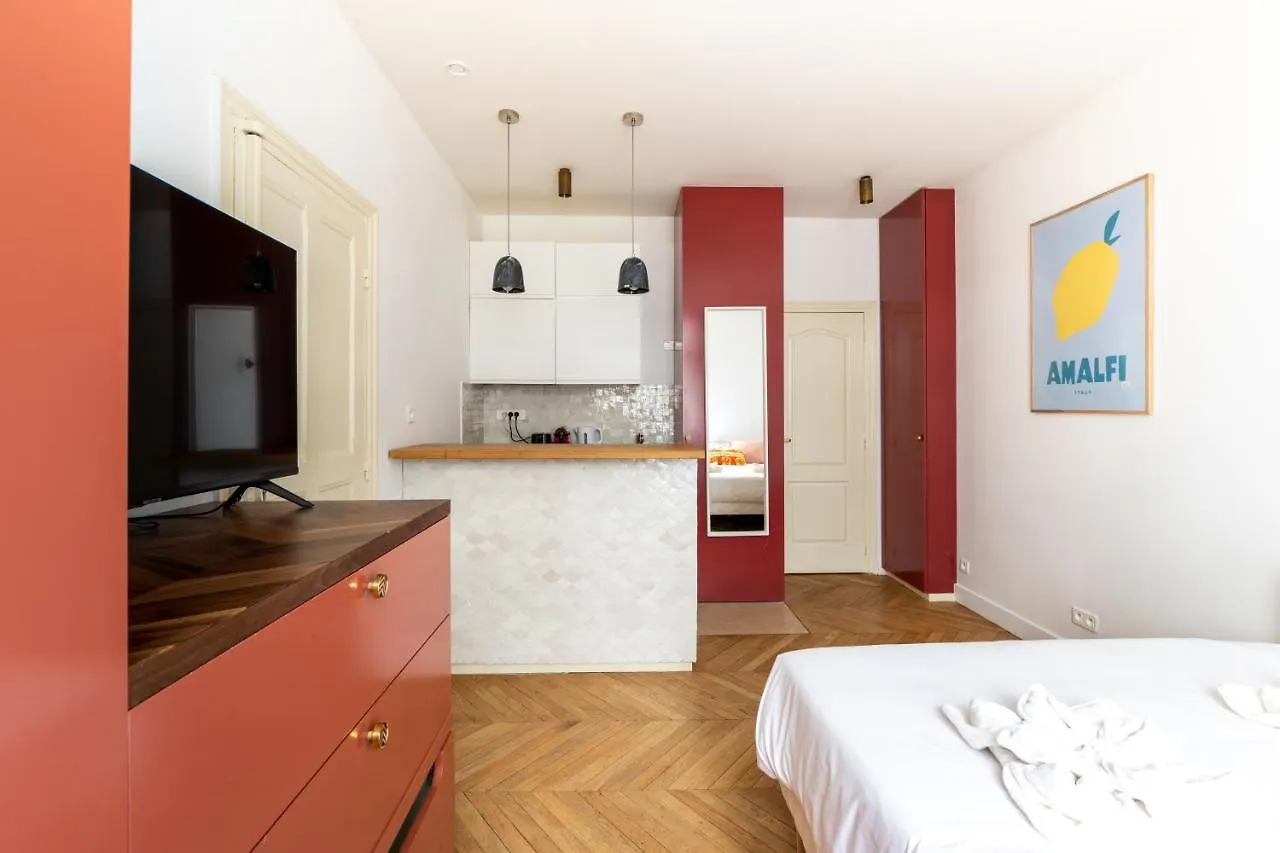 Ferienwohnung Nicolo-Passy Magnifique Studio 2P Paris Frankreich